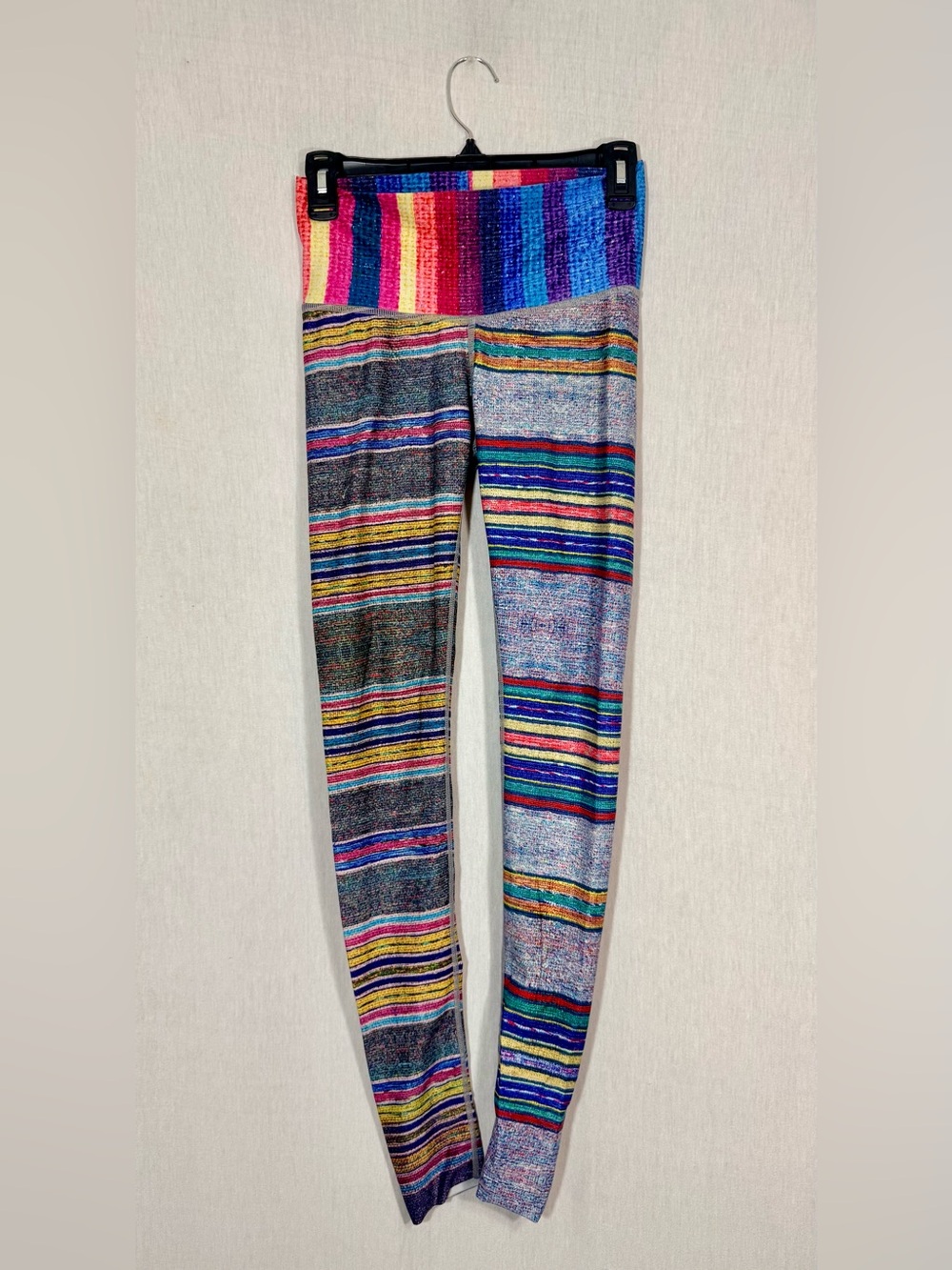 ✨RARE✨ early run Niyama Sol S Multicolor Striped Leggings